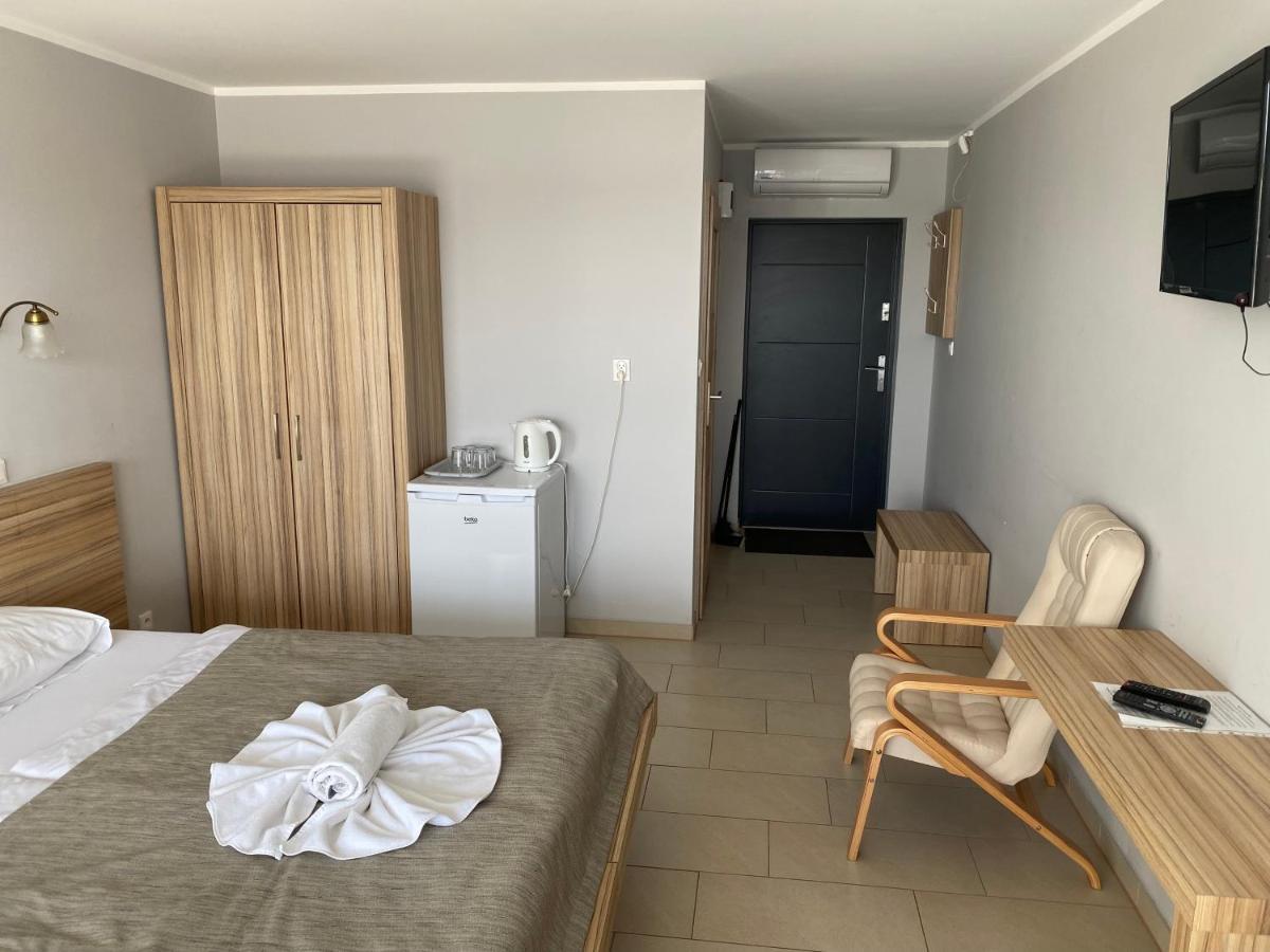 Pensjonat Dlugie Nowicki Rooms & Apartments Dış mekan fotoğraf