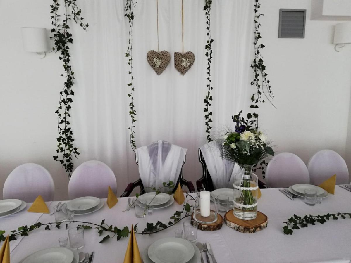 Pensjonat Dlugie Nowicki Rooms & Apartments Dış mekan fotoğraf
